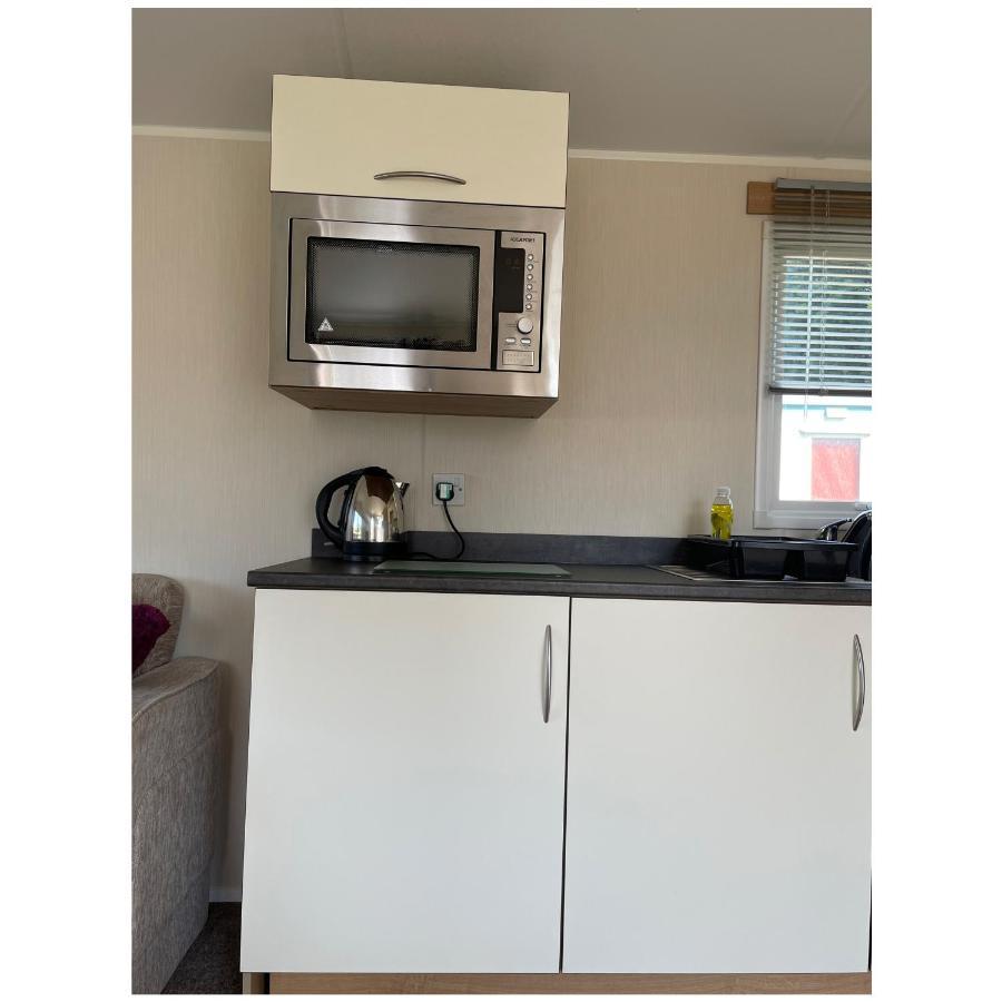 Cosy 3-Bed Caravan Combe Haven St Leonards On Sea Hollington  エクステリア 写真